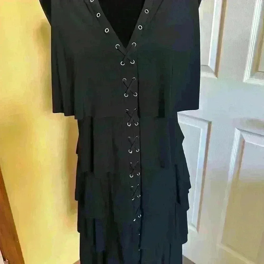 White House Black Market tiered dress